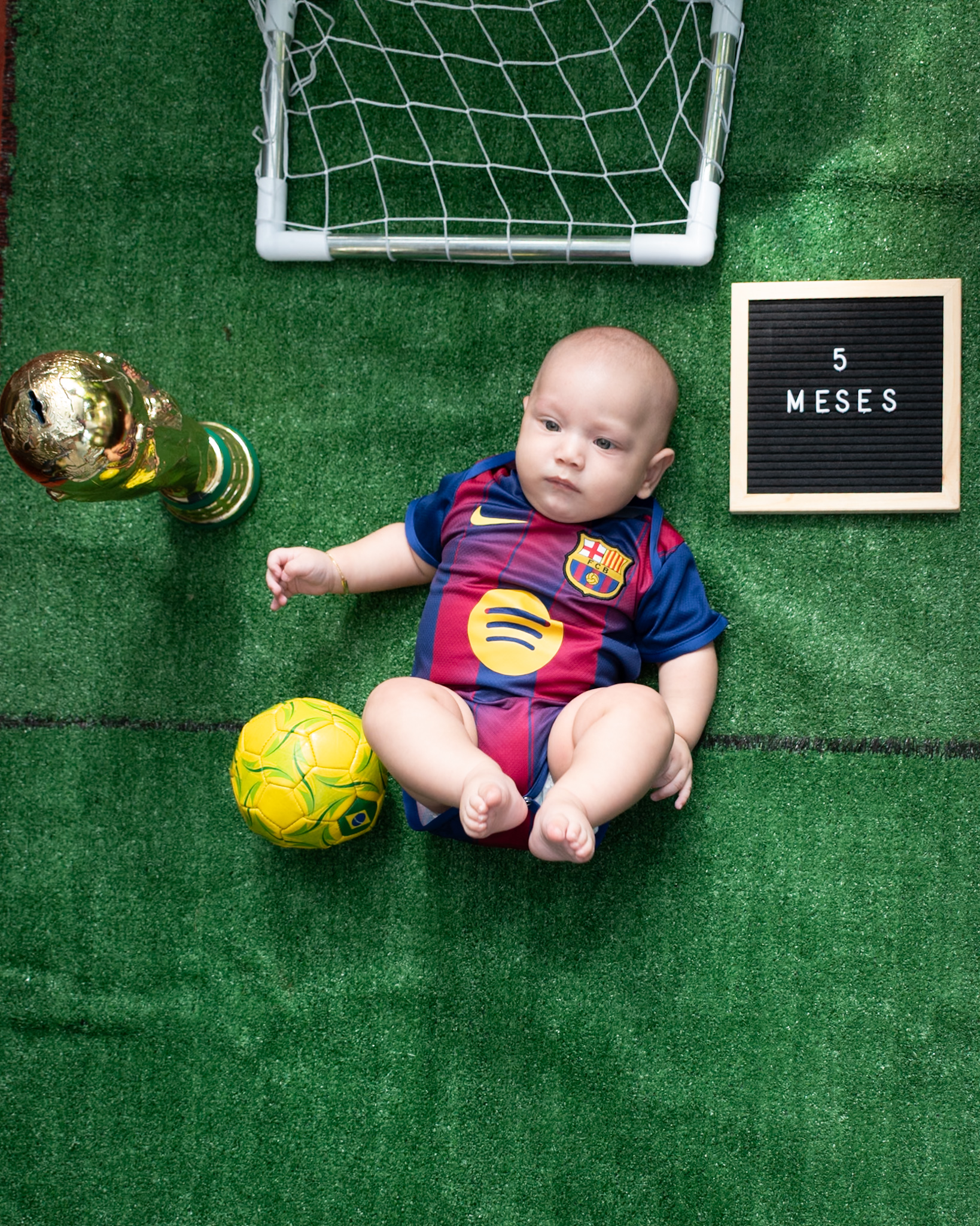 5-Meses-001.jpg