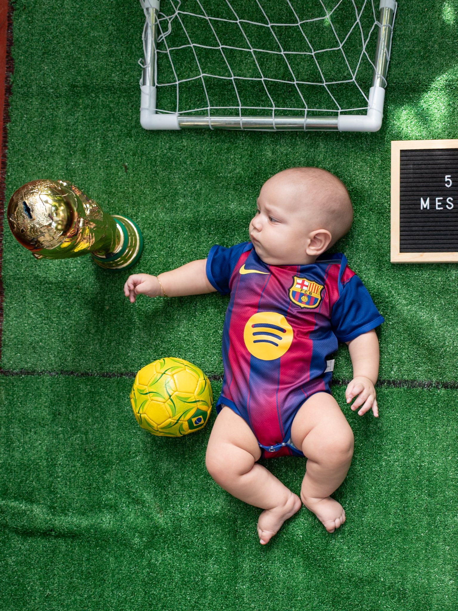 5-Meses-002.jpg